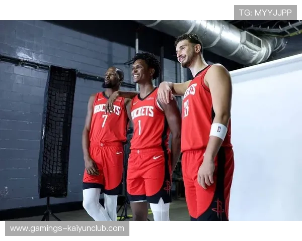 快船三巨头全场隐身，再次输给弱队